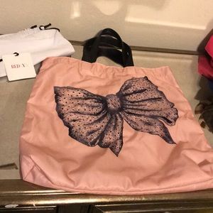 Final firm Red Valentino Tote Bag